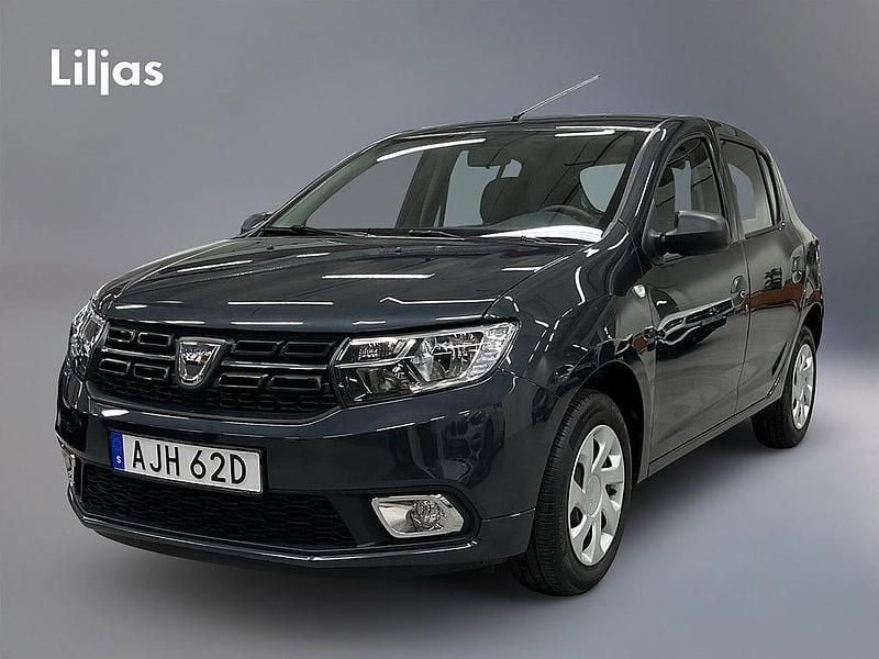 Begagnad Dacia Sandero 91 HK (66 kW) 2019 Grå Halvkombi