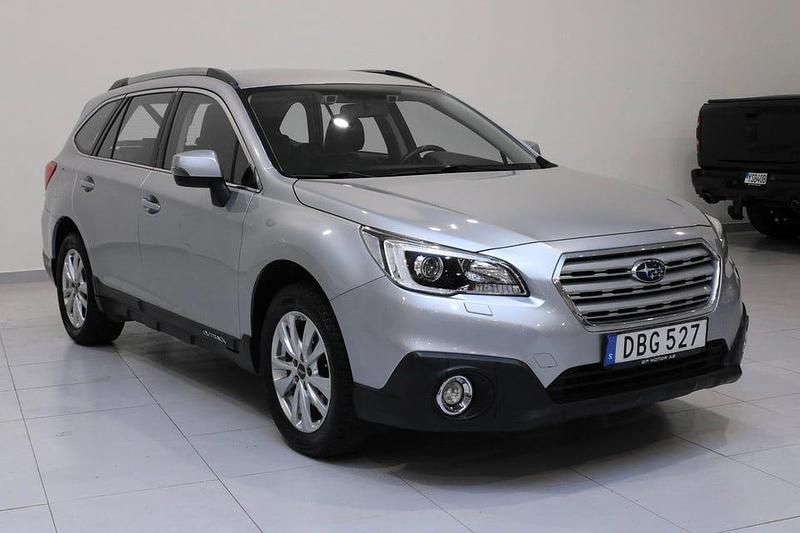 Silver Begagnad 2014 Subaru Outback Kombi | 129 900 kr (Marknadspris) - Bild 1/4