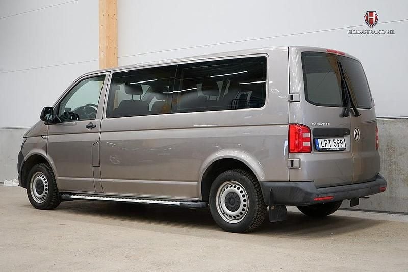Begagnad VW Caravelle Trendline 150 HK (110 kW) 2018 Brun Minibuss