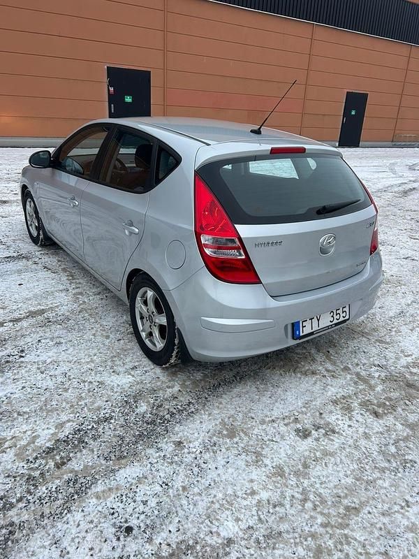 Begagnad Hyundai i30 116 HK (85 kW) 2008