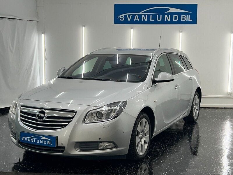 Begagnad 2012 Opel Insignia Cosmo Kombi | 49 800 kr (Bra pris) - Bild 1/4