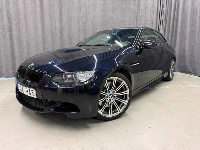 Begagnad BMW M3 420 HK (308 kW) 2011 Svart Cab