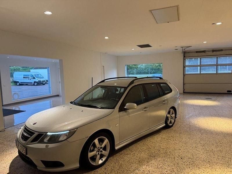 Grå Begagnad 2008 Saab 9-3 Kombi | 26 900 kr (Superpris) - Bild 1/4