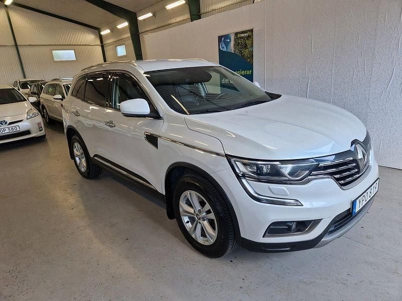 Vit Begagnad 2017 Renault Koleos SUV | 149 800 kr (Marknadspris) - Bild 1/4