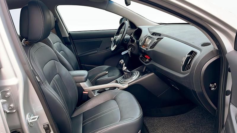 Begagnad Kia Sportage 135 HK (99 kW) 2015 Grå SUV