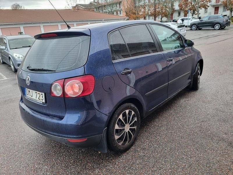 Begagnad 2007 VW Golf V Halvkombi | 8 500 kr (Superpris) - Bild 1/3