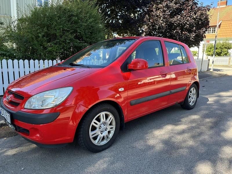 Röd Begagnad 2008 Hyundai Getz Halvkombi | 13 000 kr (Superpris) - Bild 1/4