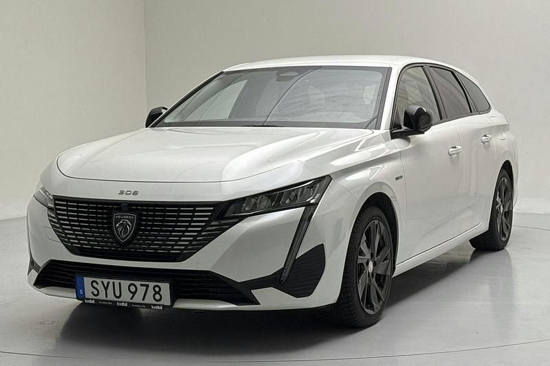 Vit Begagnad 2022 Peugeot 308 Allure Kombi | 245 000 kr (Bra pris) - Bild 1/4