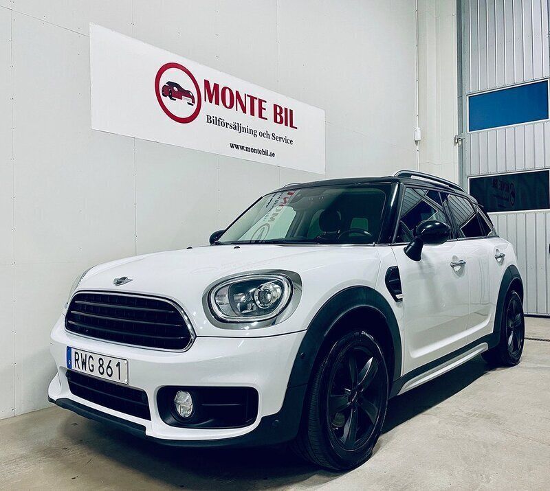 Vit (vit/svart) Begagnad 2017 Mini Cooper Countryman Pepper SUV | 199 900 kr - Bild 1/4
