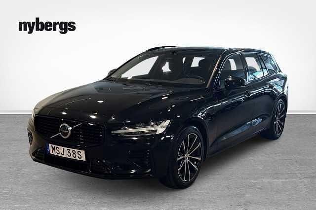 Begagnad Volvo V60 252 HK (185 kW) 2023 Svart Kombi