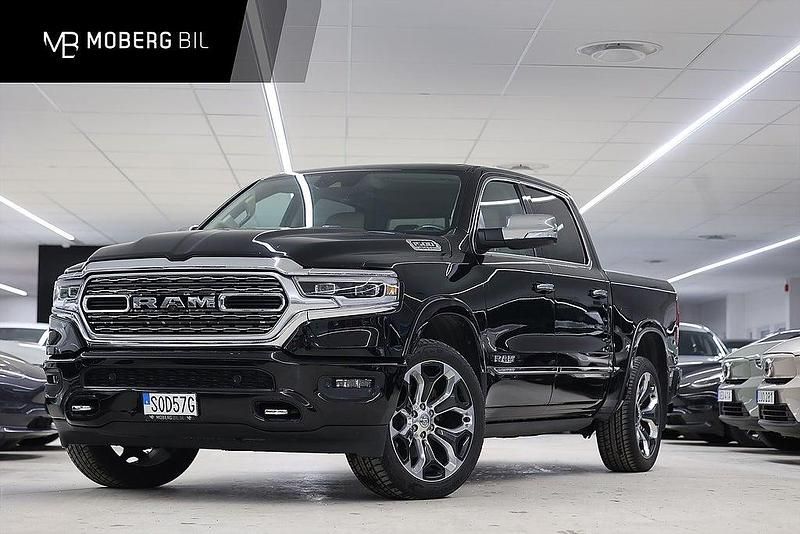 Begagnad RAM 1500 401 HK (294 kW) 2019 Svart Pickup