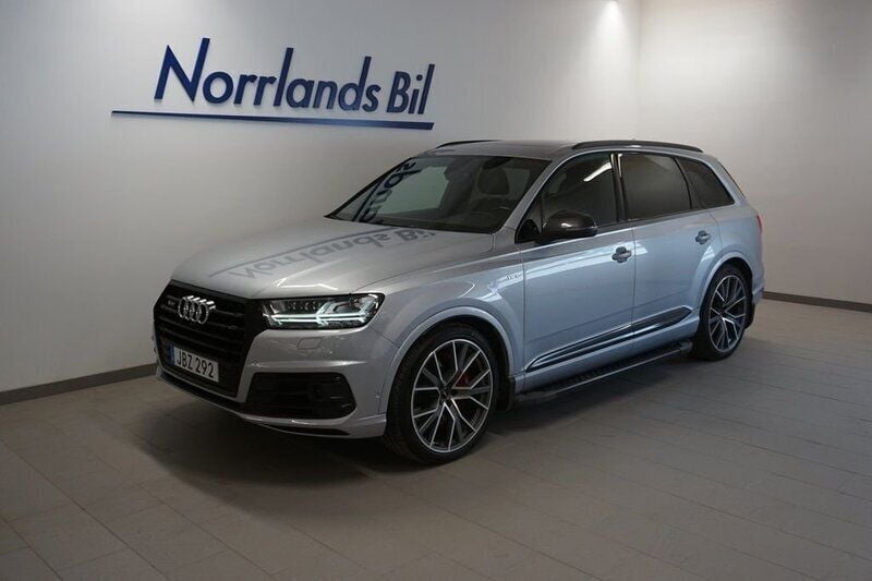 Silver (florettsilver metallic) Begagnad 2017 Audi SQ7 Comfort SUV | 434 900 kr (Lite dyr) - Bild 1/4