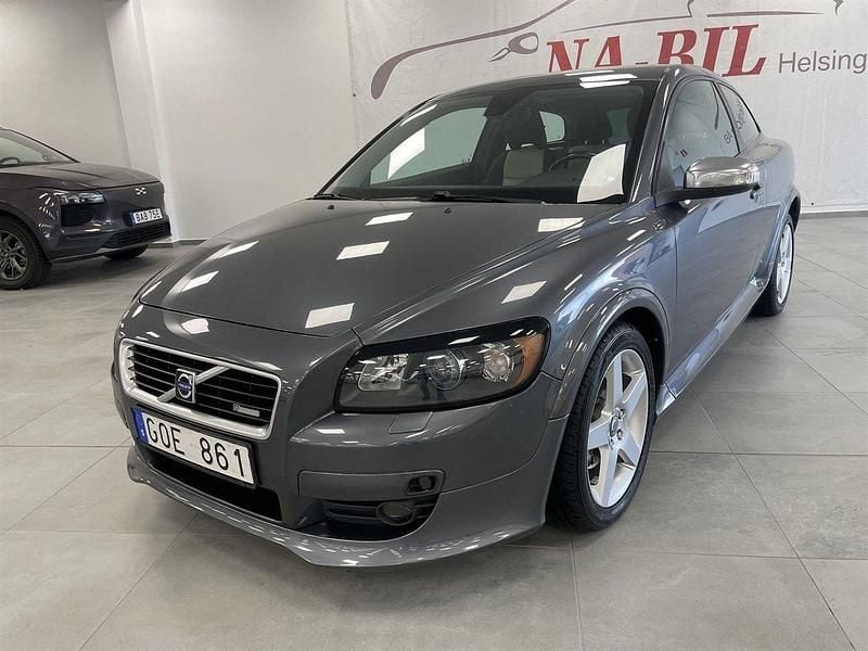Grå Begagnad 2007 Volvo C30 R-Design Halvkombi | 79 900 kr (Dyr) - Bild 1/4