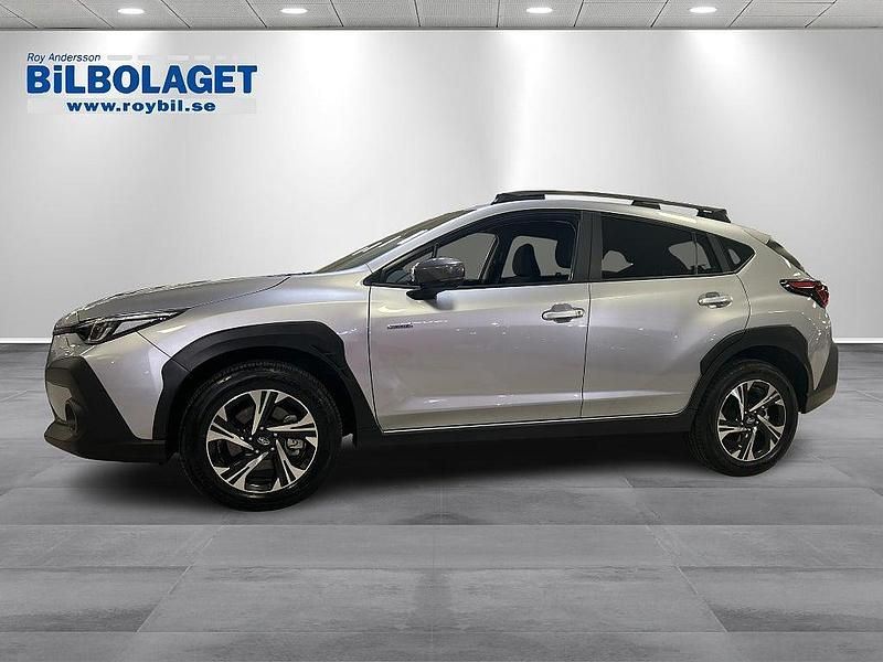 Begagnad Subaru Crosstrek 150 HK (110 kW) 2024 Ice silver metallic SUV