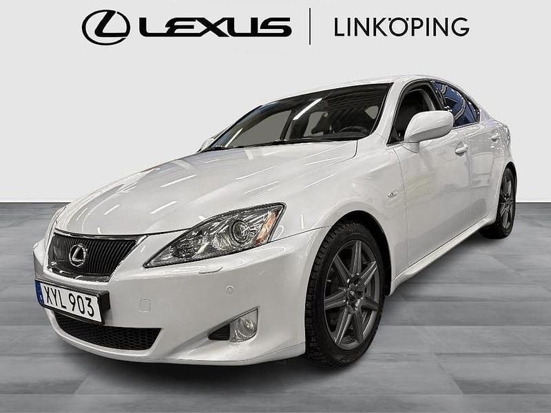 Ljusblå Begagnad 2006 Lexus IS250 Executive Line Sedan | 79 000 kr (Lite dyr) - Bild 1/4