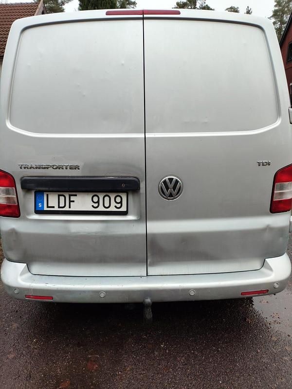Begagnad VW T5 140 HK (102 kW) 2011 Van