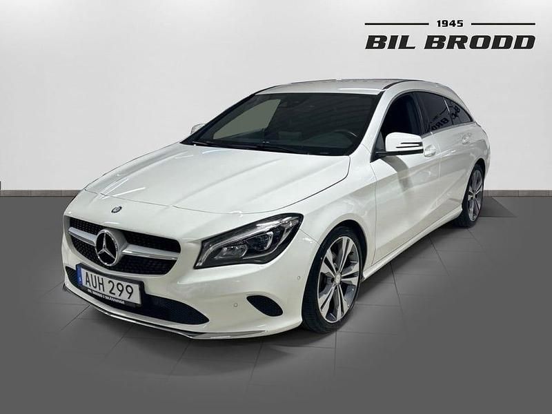 Vit Begagnad 2017 Mercedes CLA200 Shooting Brake Kombi | 229 800 kr (Dyr) - Bild 1/4