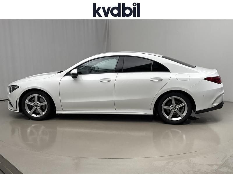 Begagnad Mercedes CLA200 2022 Vit Sedan