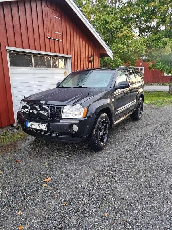 Svart Begagnad 2007 Jeep Grand Cherokee SUV | 55 000 kr - Bild 1/4
