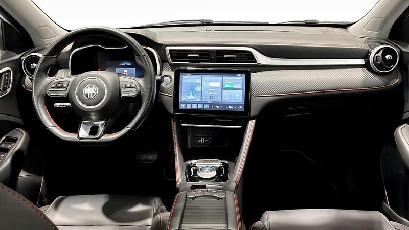 Begagnad MG ZS Luxury 130 kW (177 HK) 2022 Vit SUV