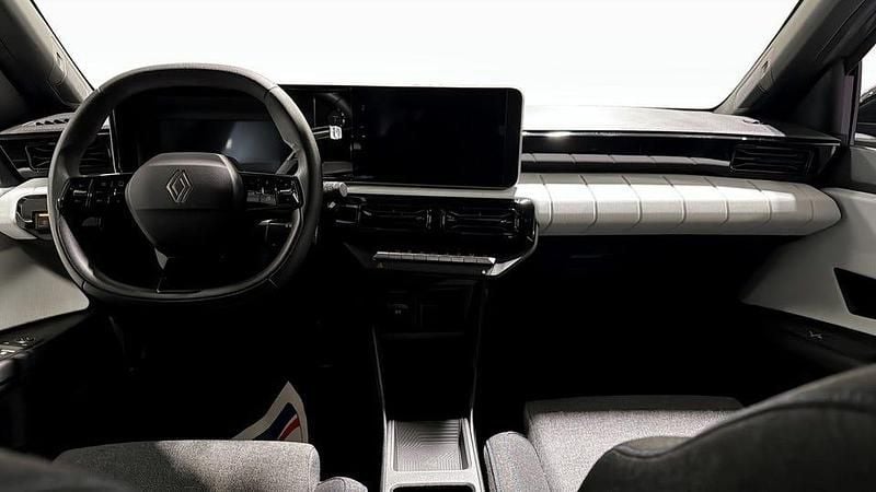 Ny Renault 4 E-Tech Evolution 89 kW (122 HK) 2025 Grå SUV