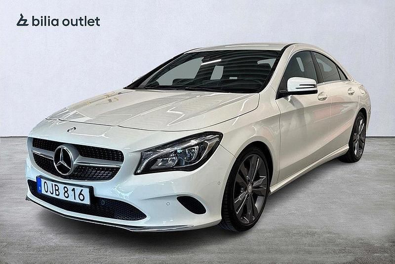 Vit Begagnad 2016 Mercedes CLA200 Sportkupé | 209 000 kr (Marknadspris) - Bild 1/4