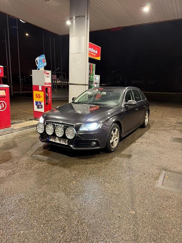 Begagnad 2012 Audi A4 Kombi | 60 000 kr (Marknadspris) - Bild 1/4