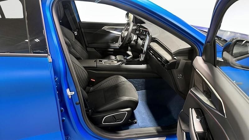 Begagnad Renault Rafale 2024 Blå SUV