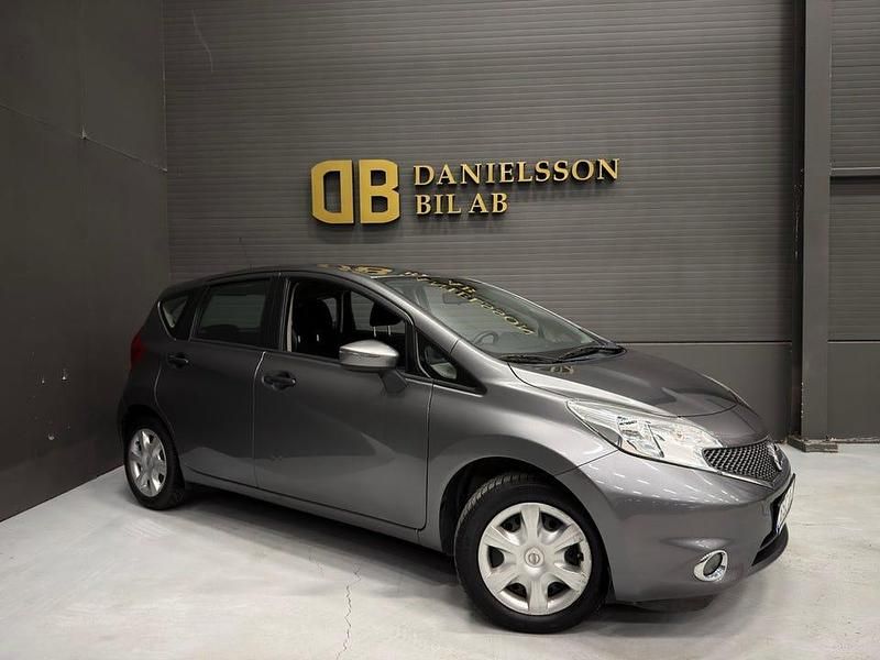 Begagnad Nissan Note 80 HK (58 kW) 2015 Grå Halvkombi
