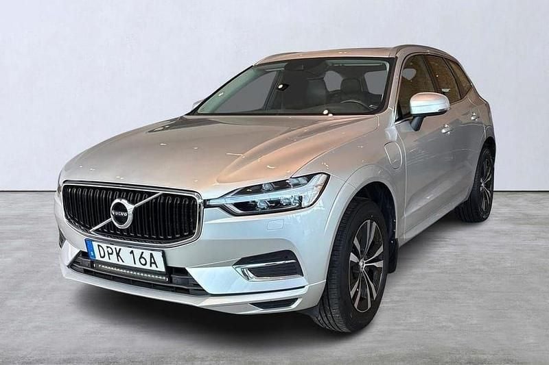 Silver Begagnad 2020 Volvo XC60 Momentum SUV | 324 500 kr (Superpris) - Bild 1/4