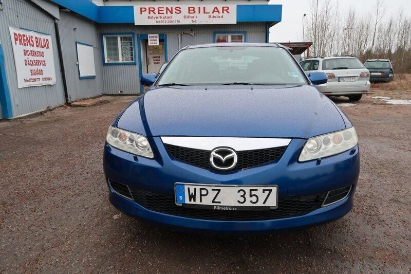 Blå Begagnad 2005 Mazda 6 Inclusive Halvkombi | 29 900 kr (Marknadspris) - Bild 1/4