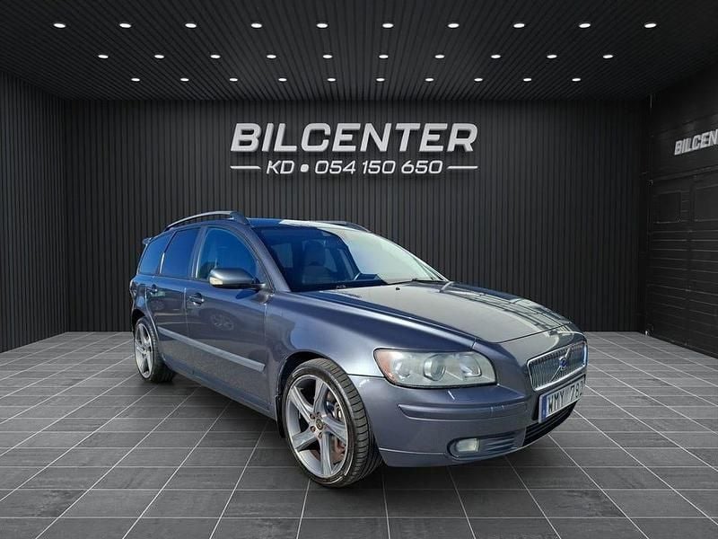 Begagnad Volvo V50 220 HK (161 kW) 2005 Grå Kombi