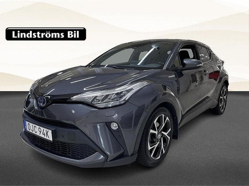 Mörkgrå Begagnad 2021 Toyota C-HR Edition SUV | 244 500 kr (Marknadspris) - Bild 1/3