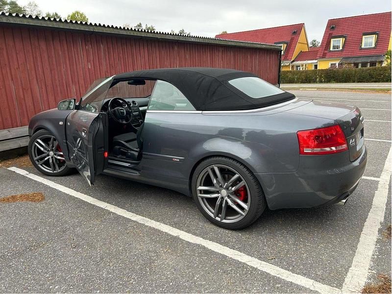 Grå Begagnad 2007 Audi A4 Cabriolet S-Line Cab | 99 000 kr - Bild 1/4