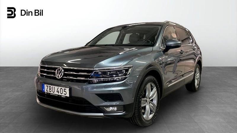 Platinum grey metallic Begagnad 2017 VW Tiguan SUV | 299 900 kr - Bild 1/4