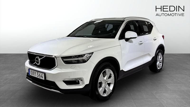 Vit Begagnad 2018 Volvo XC40 Momentum SUV | 269 900 kr (Bra pris) - Bild 1/4