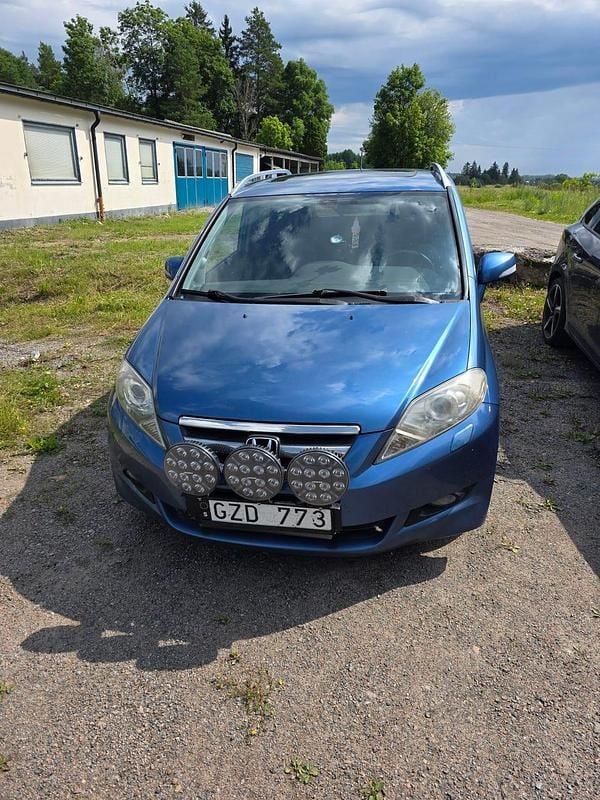 Begagnad 2008 Honda FR-V Minibuss | 25 000 kr - Bild 1/4