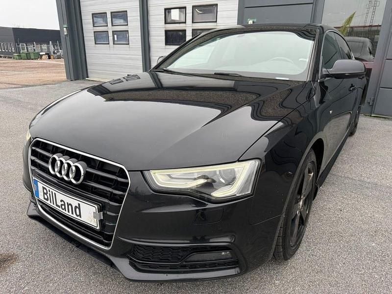 Svart Begagnad 2014 Audi A5 Sportback Halvkombi | 104 900 kr (Marknadspris) - Bild 1/4