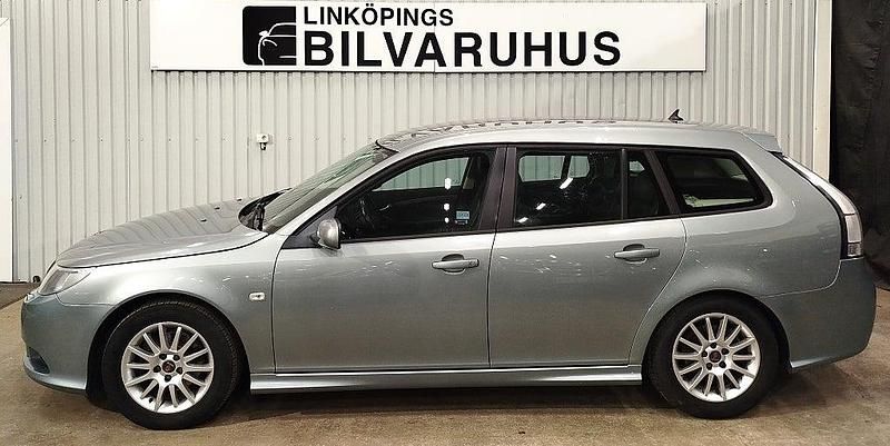 Grå Begagnad 2008 Saab 9-3 Kombi | 99 900 kr - Bild 1/4