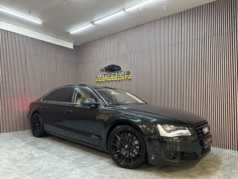 Svart Begagnad 2010 Audi A8L Ambiente Sedan | 229 900 kr - Bild 1/4
