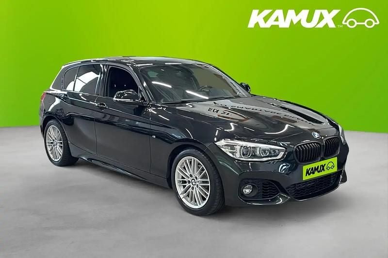 Svart Begagnad 2019 BMW 118 M Sport Halvkombi | 169 900 kr (Bra pris) - Bild 1/4