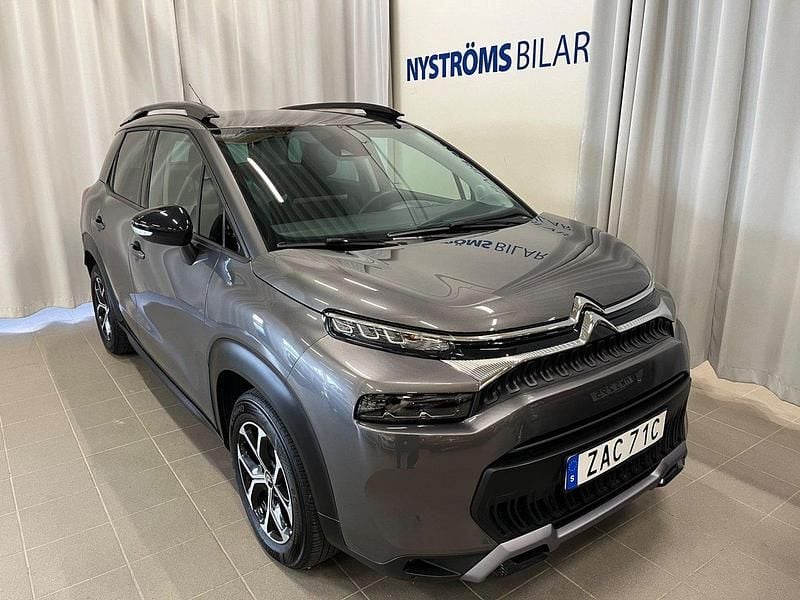 Grå (gråmetallic) Begagnad 2024 Citroën C3 Aircross PureTech SUV | 189 900 kr (Bra pris) - Bild 1/4