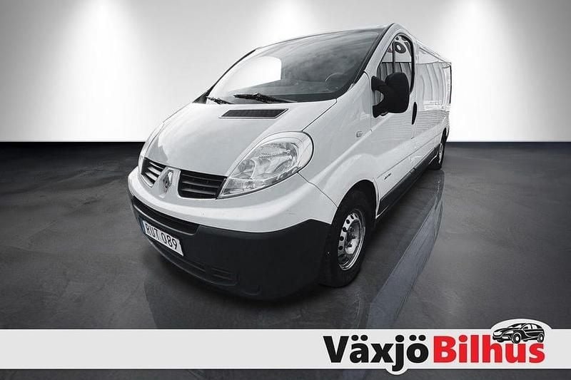 Vit Begagnad 2014 Renault Trafic Minibuss | 69 900 kr (Bra pris) - Bild 1/4