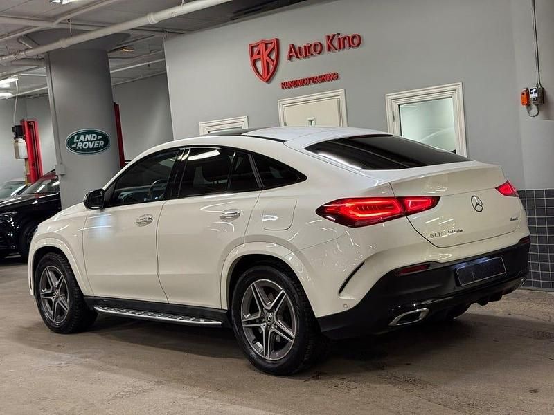 Begagnad Mercedes GLE350 AMG line 320 HK (235 kW) 2023 Vit Sportkupé
