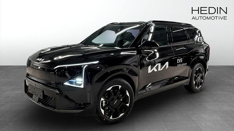 Svart Begagnad 2025 Kia EV5 GT-Line SUV | 569 800 kr - Bild 1/4