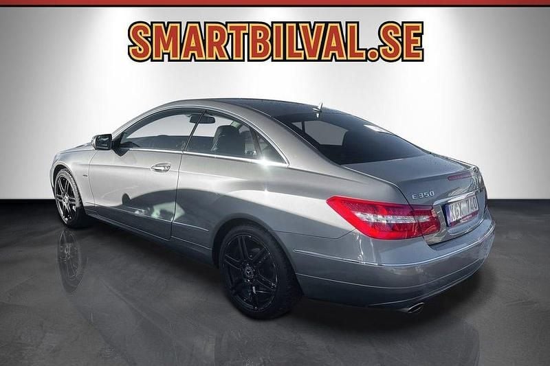 Begagnad Mercedes E350 292 HK (214 kW) 2009 Ljusgrå Sportkupé