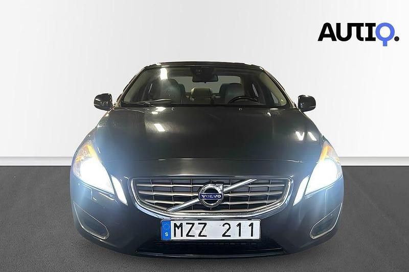 Begagnad Volvo S60 Momentum 116 HK (85 kW) 2012 Savile grey Sedan