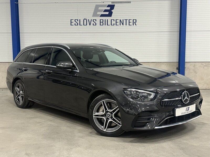 Grå Begagnad 2021 Mercedes E300 AMG Kombi | 409 990 kr (Lite dyr) - Bild 1/4