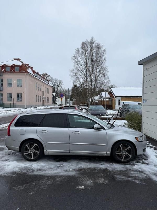 Begagnad 2012 Volvo V50 Kombi | 44 000 kr (Marknadspris) - Bild 1/2