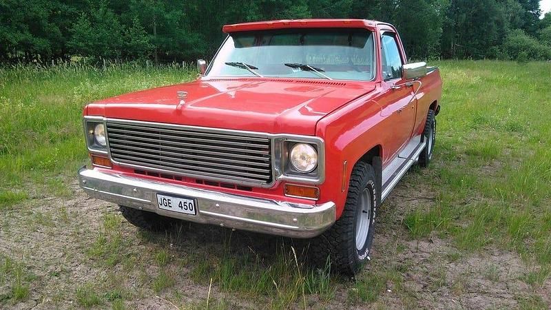 Begagnad Chevrolet Silverado 209 HK (153 kW) 1976 Röd Pickup